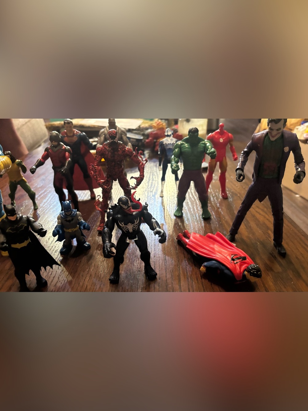 Marvel DC Action Figure Lot of 14 Batman Superman Venom Carnage Joker Hulk